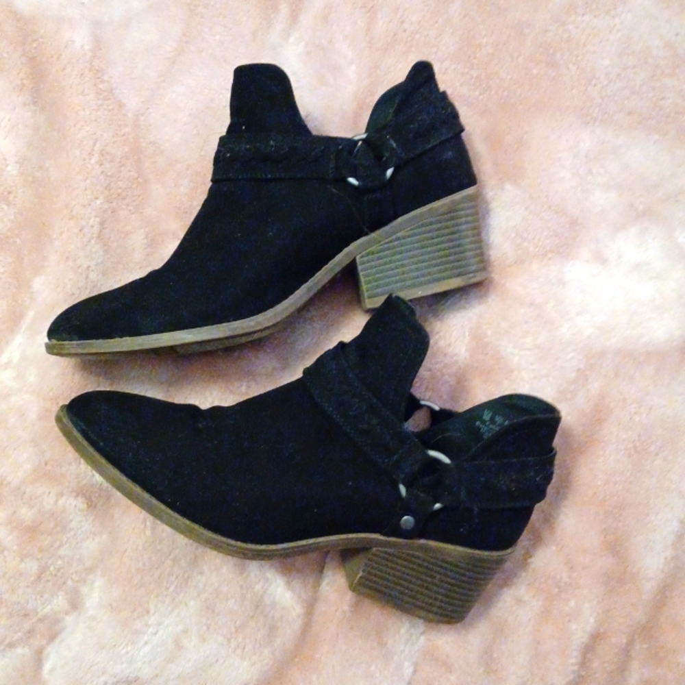Black booties
